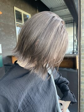 ムード マグ レーベル 南松本(MOOD Mag Label) 20代30代春◎ダブルカラーミルクティーベージュボブ