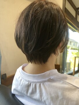 サトシオダクラ(SATOSHI ODAKURA) 【扱いやすさ◎大人可愛いショートレイヤーボブ】