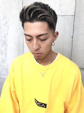 ルモア(RUMOR) ワイルドアップバングワイルドツーブロック刈り上げテクノ