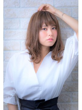 ソア 武蔵小杉(SOAR) 無造作黒髪伸ばしかけラフヴェールウェーブの小顔フェザーロング