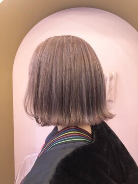 フィッシュ(fish) 外ハネボブ×ピンクアッシュ