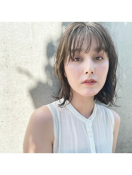 ブランド(BLANDO) ミディアムパーマ　シースルーバング　大人可愛い