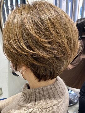 アース 青葉台店(HAIR&MAKE EARTH) 大人ショートヘア