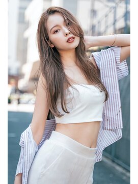 アルテ(ARTE) 【ARTE表参道/青山】小顔レイヤー×シアベージュ×大人可愛い