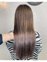 ヘアーアンドメイク ドレス(DRESS)&nbsp;白髪ぼかしハイライト＆オレンジ色消しハイライト