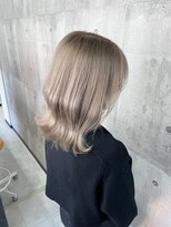 アンダーバーホワイト 浜松店(_WHITE) ミルクティーブロンド m