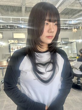 ホリー(HOLLY) レイヤーカット