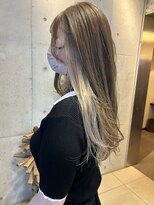 アチーブ ヘア デザイン(achieve hair design)&nbsp;ハイトーンホワイティーベージュ美シルエットインナーカラー