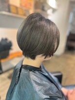 ツムグ 代官山店(TUMUGU)&nbsp;ヘルシースタイル大人ショート30代40代50代ブルーグレージュ#223