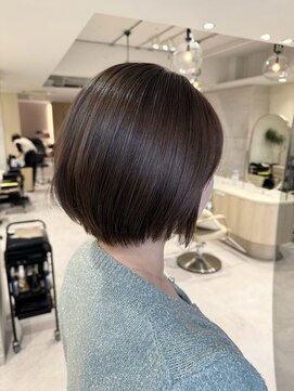 ミズチャーム(Ms.CHARM) グレージュ/フェミニンショート/韓国スタイル/メルティカラー