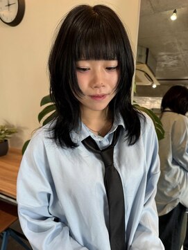 ナループロア ルームー(Nalu pu loa ROOMOO) レイヤーカット/海外風レイヤーカット/トーンダウン