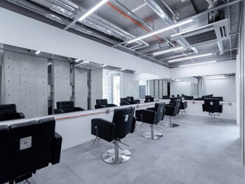 GW【ジーダブル】