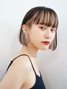 エリマ 武蔵小杉(elima) 武蔵小杉ダブルカラーレイヤーボブウルフショートヘアベージュ