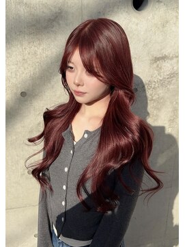 ローレン(Rollen) 赤髪ブーム再来!!エクステで韓国アイドルの様なロングヘアに