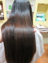 ヨシユキコンディショニング&nbsp;ダメージレスな縮毛矯正「強いくせ毛～ダメージ毛まで対応３５５