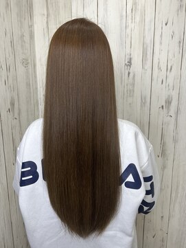 アンダーバーホワイト 南海難波店(_WHITE) 【＿white+】ミルクティーベージュ×大人ロングスタイル