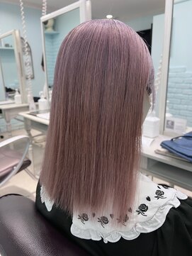 ワンズクロエ 原宿店(ONE's Chloe) イメチェンピンクベージュアンブレラカラー前髪ダークブルー原宿