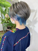 リタヘア(Re:ta Hair)&nbsp;グレーシルバーとインナーブルー  【飯田淳平】Re:ta Hair