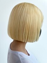 リンダバイネオリーブ 白楽店(Linda by neolive) 似合わせカット今季おすすめデザインカラー・ホワイトブロンド