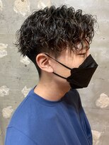 アカ(ACA)&nbsp;センターパートツイストスパイラルパーマツイストパーマ札幌大通