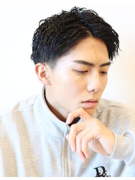 アイ(I.) 【 I. 】スーツ 短髪ツーブロック 束感 モテる黒髪 川口