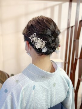 ラトリエコンタン(L´atelier Content) 【LateliercontentMIHO】成人式ヘア 卒業式ヘア 袴ヘア 振袖ヘア