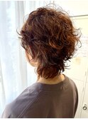 くせ毛を活かしたパーマ風スタイル