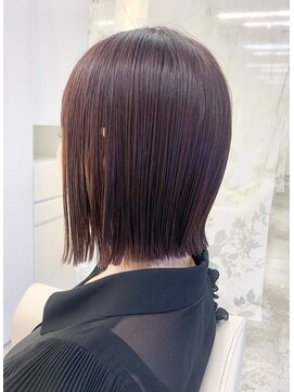 パシフィックダズールバトン(Pacific Dazzle baton) 切りっぱなしボブ×バイオレットブラウン