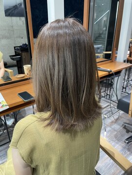 アブルトゥーヘアー(able to hair) ローレイヤースタイル