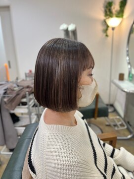 ビィーワンイースト(Be 1 EAST) ミディアムボブ