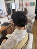 無造作パーマで垢抜け感アップ
