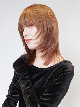 アイティーバイアルバム 北千住店(IT by ALBUM) ロング韓国ヘアおくれ毛顔周りレイヤー_F0655