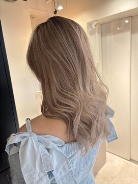 ブランシュ(Blanche) ミルクティーカラー!