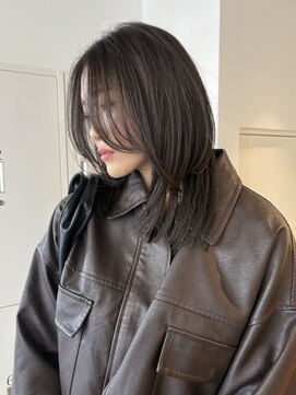 20代30代40代　黒髪/クラゲヘアー/レイヤー