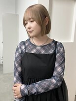 リヴ オオサカ(LIV OSAKA) ベージュ/ブリーチ/ダブルカラー【梅田】