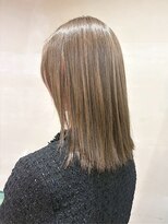 ヘアプレイスソル (HAIR PLACE SoL)&nbsp;ケアブリーチ/ライトベージュ/ミディアムボブ