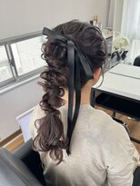 オウン(AUN)&nbsp;編みおろしポニー