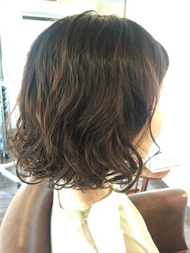 アマン(among) アレンジしやすいナチュラルパーマ