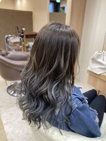 ヘアサロンアンドヘアメイクディー(hair salon hair make D)&nbsp;ツヤ髪/ブルーグラデーション/髪質改善10代20代30代重軽ウェーブ