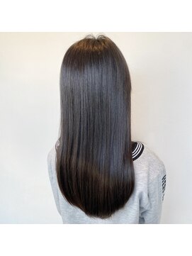 デレディールフィデル(DERE-DIR fidele) つる艶カット&トリートメント