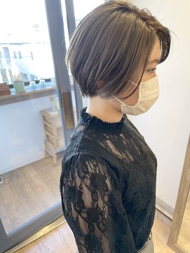 メルト 吉祥寺(melt) 20代30代40代 大人可愛い 丸みショート 前下がり ベージュ