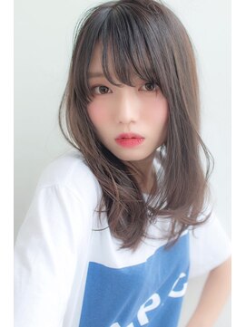 プラチナ(PLATINA) PLATINA上田ダークアッシュ10lv大人のフェミニンロング