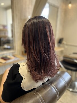 ヘアーデザイン ベルタ(Hair Design BELTA) ピンクベージュ/バレイヤージュ/すみピンク