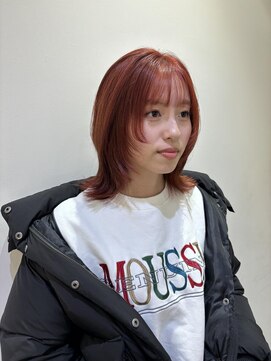 コル(CoL) ウルフカット×ブリーチなし赤髪