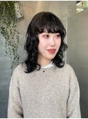 黒髪　地毛パーマ　ウルフヘア　ウルフパーマ　ミディアム