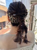 イーストハムヘッドショップ(EAST HAM head shop) 編み込みアレンジ/三つ編み