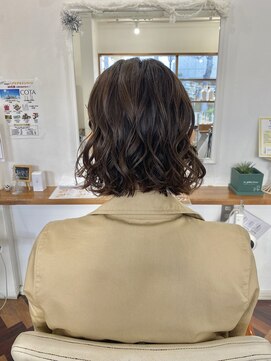 ヘアーアンドメイクアップモパ ボブパーマ