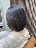 ショートボブ。