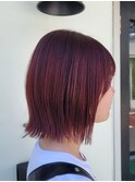 ブリーチなし×ワインレッド×切りっぱなしボブ