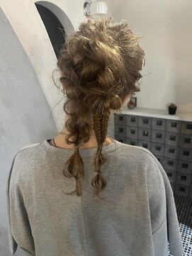 オルン(ORGN.) 【ORGN.】デザインカラー/ハイトーン/ケアブリーチ/大須/矢場町